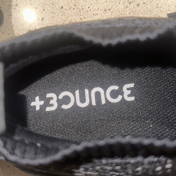 Adidas Bounce men’s Sneakers Size 12 - Picture 7 of 10